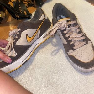 Boys sneakers. Brown color scheme.